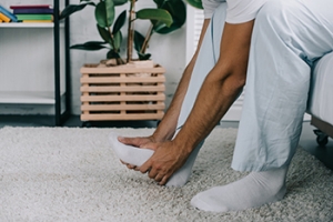Foot Pain May Increase With Age